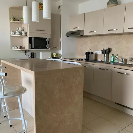 3p, Grd Terrasse, Jardin, Centre-ville, 150m De La *